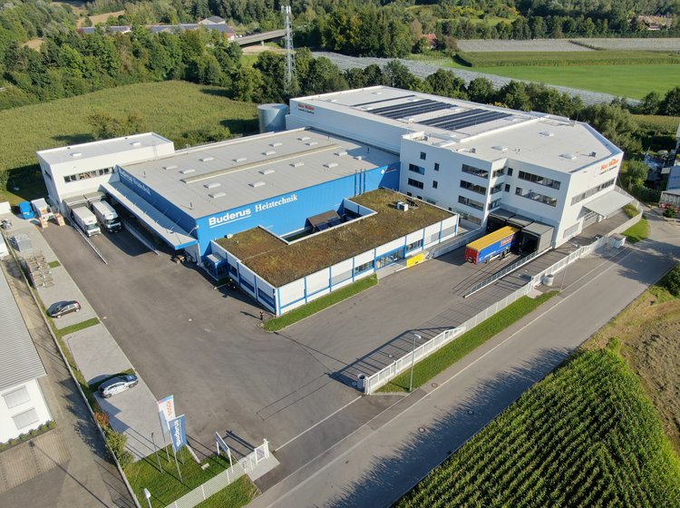 Das Max Müller Logistikzentrum in Tettnang aus der Luft fotografiert